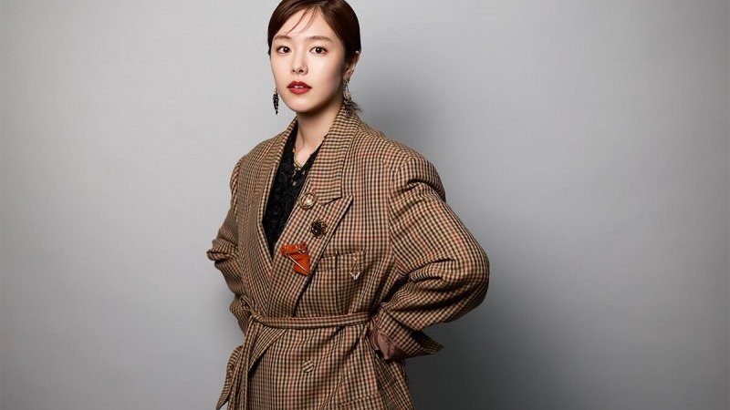 唐田えりか、堤幸彦監督との初タッグで見つけたもの。|Pen Online 唐田えりか、堤幸彦監督との初タッグで見つけたもの。|Pen Online