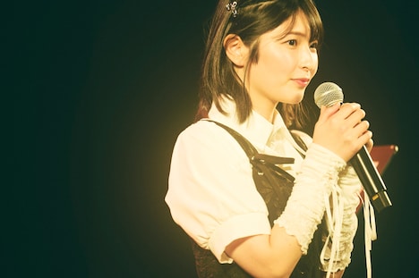 矢川葵(撮影:稲垣謙一)