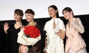 大地真央、初主演映画『ゴッドマザー』で15～92歳を「開き直り」で熱演 - THR Japan
