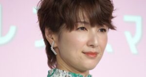 ORICON NEWS：圧が強い部長役・吉瀬美智子、“サンドバック”になってる千葉雄大に“謝罪”「ばーちーには申し訳ないと思っています」 | 毎日新聞