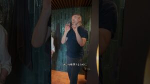 狭いバスルームを拡張させる設計とデザインの秘密 #smallspaces #gqjapan