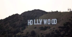海外製作映画に100％関税、トランプ氏表明　ハリウッド衰退阻止へ | ロイター