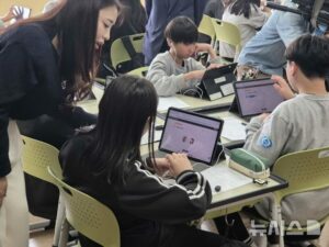 韓国「教師への虐待申告」70％が“まっとうな指導”…教権侵害で離職考える教師ら　写真枚　国際ニュース：AFPBB News