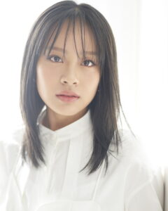 清水美依紗、映画『ウィキッド ふたりの魔女』日本語吹替版グリンダ役に決定 - News - OTOTOY