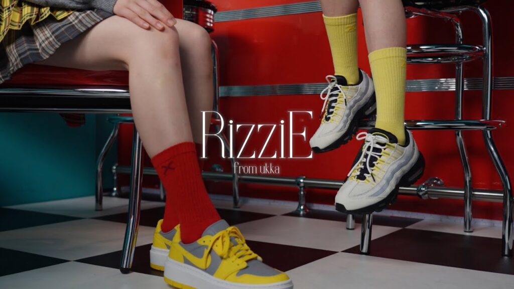 RizziE from ukka “R・I・Z・Z” MV Teaser RizziE from ukka "R・I・Z・Z” MV Teaser