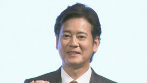 【 唐沢寿明 】　勉強熱心な一面を明かす　「意外と芸能関係の人より一般の職業の方と飲んだり食べたりすることが多い。俳優とかは面倒くさいの多いんですよ」