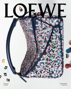 【ロエベ】パズルバッグの10周年を称えるロエベ パズル10 コレクションを発売 | LVMHファッション・グループ・ジャパン合同会社 ロエベ ジャパンのプレスリリース