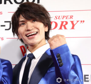 【MAJ2025】MATSURI鈴木渉、レッドカーペットで華麗なバク転披露に歓声「ステージでしたことない」 | ORICON NEWS | 福井新聞ONLINE