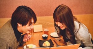 藤原丈一郎×加藤史帆×谷まりあトリプル主演ドラマ『僕のあざとい元カノ from あざとくて何が悪いの？』いよいよ放送開始 – THE FIRST TIMES