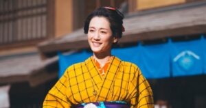 綾瀬はるか『べらぼう』に再登場 横浜流星と待望共演「やっと蔦重に会えました！」 - ORICON