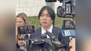 元通訳の水原一平被告、収監のための出頭期限が６月１６日に再延期 - 読売新聞オンライン