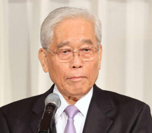 日枝久氏（23年）
