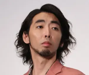 柄本時生　名優の父、超人気俳優の兄との関係明かす「敵がいるんですよ」　父の尊敬する部分も語る - スポニチ Sponichi Annex 芸能