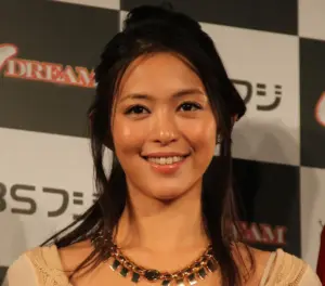 33歳で芸能界引退の元ミスマガジン女優　現在の職場で役立つ演技経験「寄り添って、そうだねと肯定して」 - スポニチ Sponichi Annex 芸能