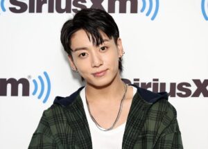 【韓国】「笑顔が魅力的」な芸能人ランキング 3位「BLACKPINK」ジス、2位「BTS」ジョングク…1位は？ | オトナンサー