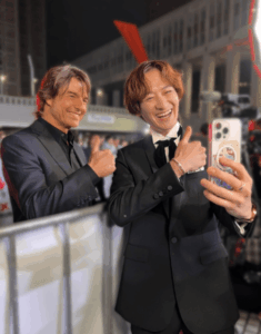 キスマイ 宮田俊哉があの"超大物ハリウッド俳優"にインタビュー⁉レッドカーペットの2Sに注目集まる！！ | 話題の投稿 | スポーツブル (スポブル)