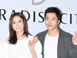 俳優クォン・サンウも釘付け！妻ソン・テヨン、高級感あふれる美貌に「キラキラオーラがすごい」【PHOTO】 | cinemacafe.net