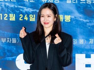 揺るぎない情熱と努力……ソン・イェジンが若手女優から慕われる理由に納得 | cinemacafe.net