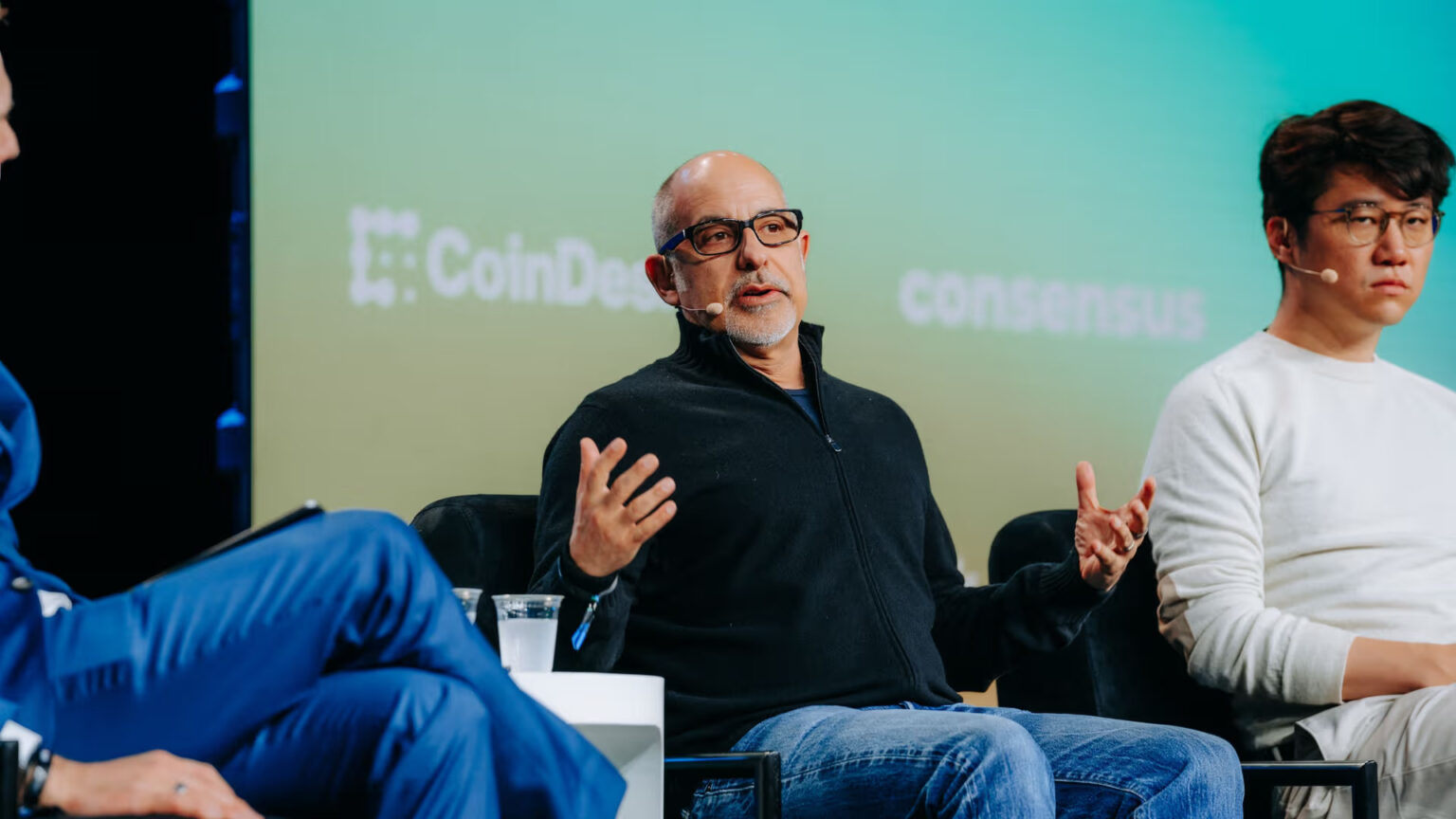 有名ハリウッド映画監督、次期SFシリーズはブロックチェーンで勝負【Consensus 2025】 | CoinDesk JAPAN（コインデスク・ジャパン）