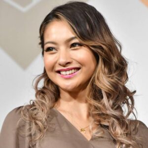 ゆきぽよ「これ買ったの」最近の購入下地はセザンヌ！ (2024年7月17日) - エキサイトニュース