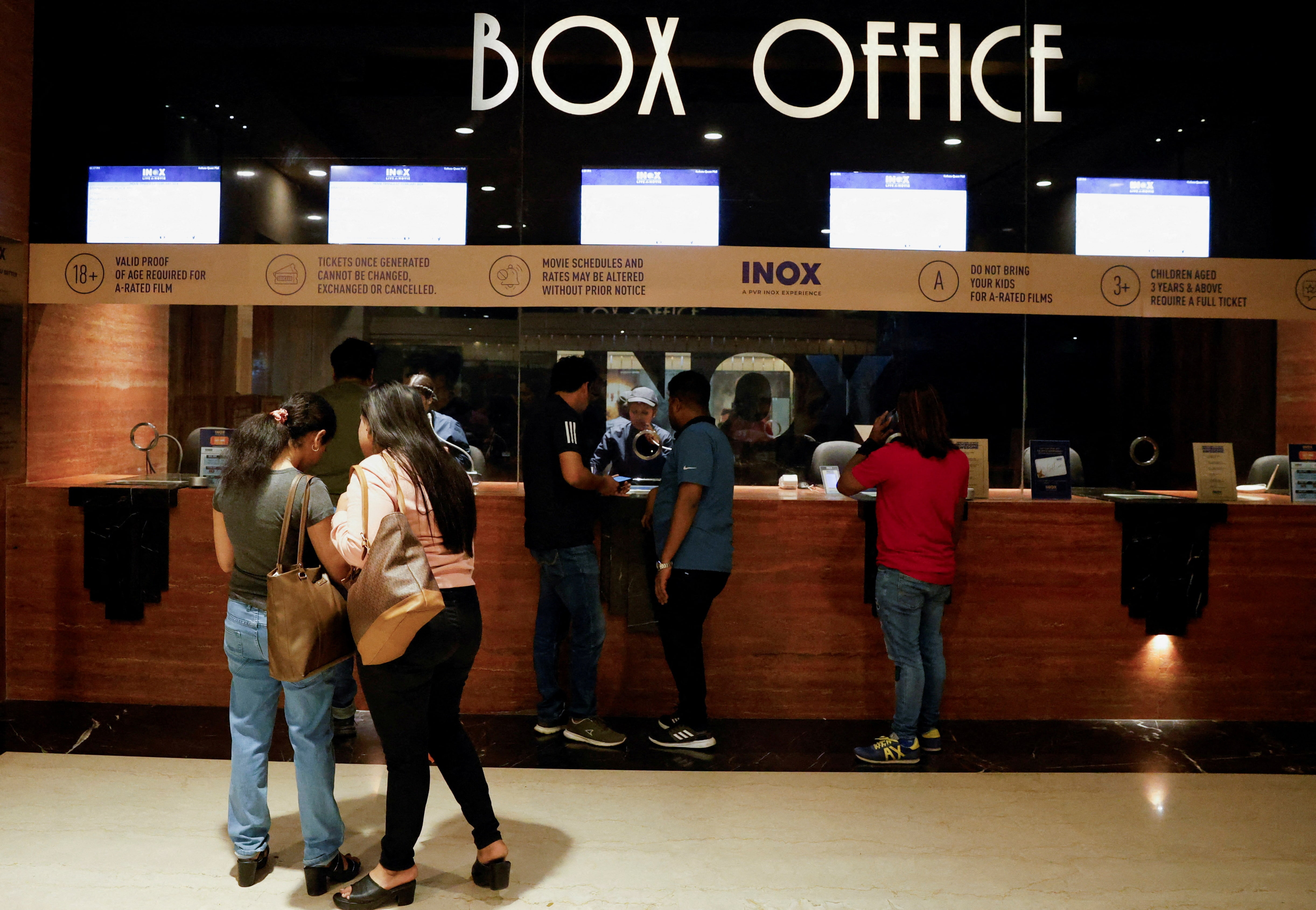 アングル：インド映画業界に激震、トランプ氏「外国作品に高関税」表明で