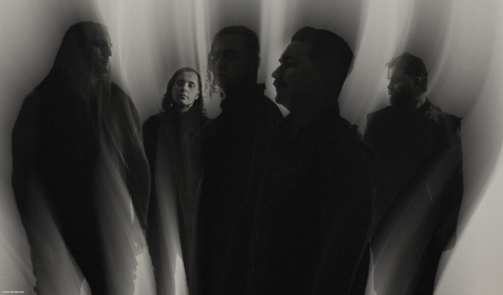 LORNA SHORE、最新作『I Feel The Everblack Festering Within Me』9/12リリース発表！リード・シングル「Oblivion」配信＆MV公開！