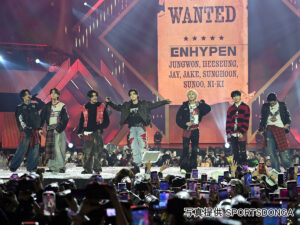 ENHYPENが放つ格別なオーラ！K-POP授賞式「D Awards with upick」での圧倒的な存在感 (2025年5月10日)