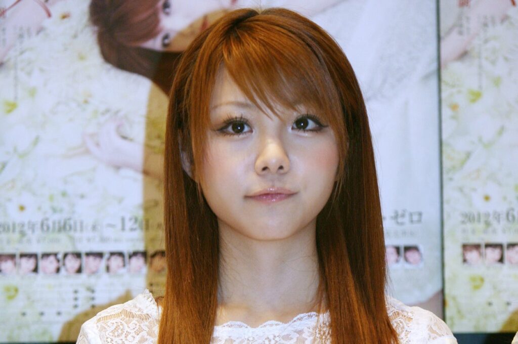 田中れいな「髪の毛カット」イメチェン姿に反響「相川七瀬みたい」「女神降臨」【画像】 - BuzzFeed