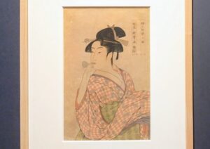 再発見の「ポッピンを吹く娘」特別公開始まる 東京国立博物館の特別展「蔦屋重三郎」 「どこが違う？」を研究員さんに伺いました ドラマゆかりの新展示も - 美術展ナビ