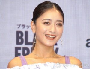 “みちょぱ”池田美優、夫・大倉士門と「何枚目が似てる？笑」　夫婦ショットに反響「全部、似てる」 | | ORICON NEWS