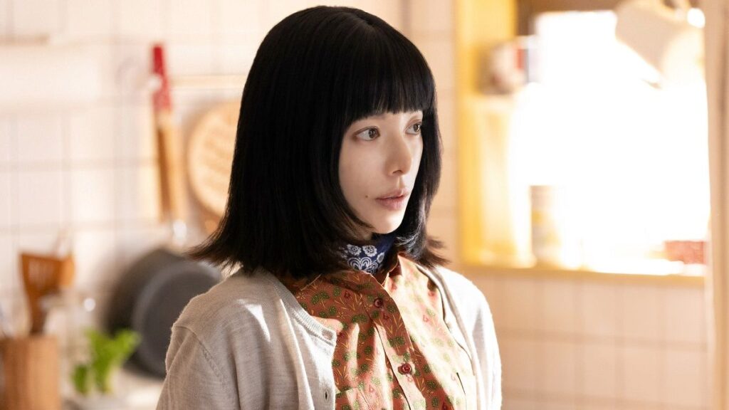 桜井ユキ主演の『しあわせは食べて寝て待て』病気で退職した38歳ヒロインが引っ越し先の団地で見つけた身近な幸せ。ネガティブな状況を深刻に見せない脚本の秀逸さ - 婦人公論.jp