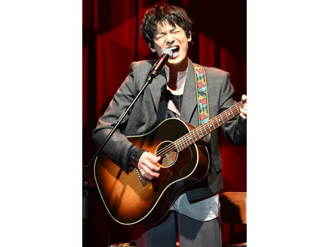 俳優 崎山つばさ、デビュー10周年を記念したライブ開催！（2025年5月2日）｜BIGLOBEニュース
