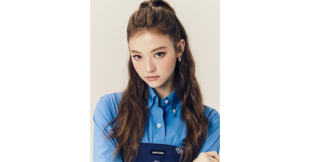 ミュウミュウ、SNSフォロワー400万人超えのアイドル「エラ」をアンバサダーに起用 - fashionsnap.com