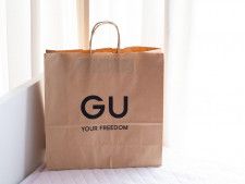 【GUのスカート】が40・50代におすすめ！ おしゃれ店員はこう着る♡「大人コーデ」