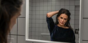美への執着が生み出すホラー『サブスタンス』。コラリー・ファルジャ監督に直撃 - ギズモード・ジャパン