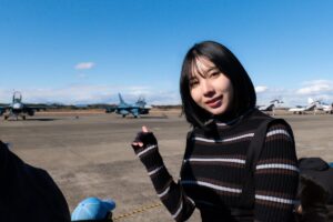 百里基地航空祭に行ったら、グラビアで大人気の三橋くんがいました！ | GetNavi web ゲットナビ