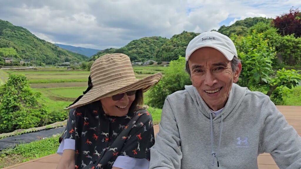 岡崎徹さん、ひし美ゆり子さんから結婚のご挨拶