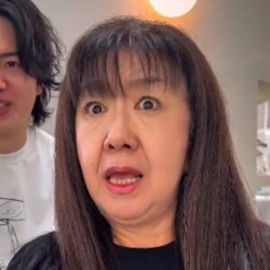 「切らない方がいい？」小顔ショートを目指す女性が「カットカウンセリング」で大変身！　大反響の127万回再生 「めっちゃ素敵！私もこうして欲しい」の声も | LIMO | くらしとお金の経済メディア