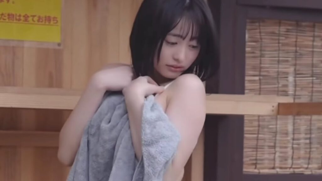 【白濱美兎】グラビア撮影映像 芸術作品 【白濱美兎】グラビア撮影映像 芸術作品