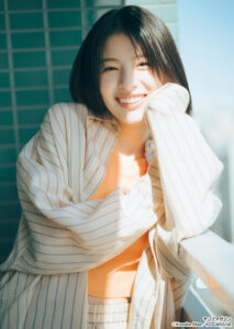 【グラビア】出口夏希さんが表紙・巻頭に登場！ 「週刊ヤングマガジン28号」グラビア公開 - MANGA Watch