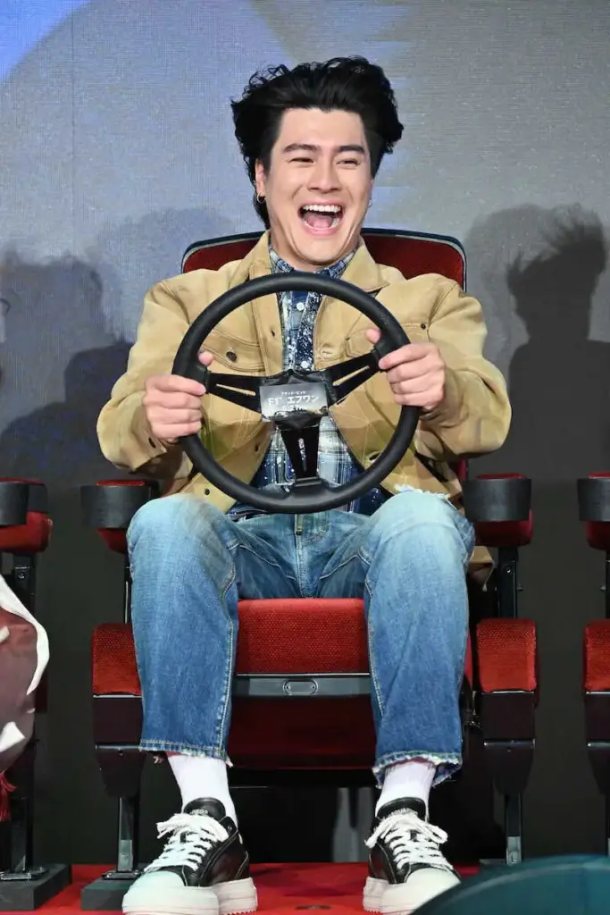 SixTONES森本慎太郎　ブラピ最新作アフレコ後「安全運転しないとと言うくらい気持ちたかぶった」 - スポニチ Sponichi Annex 芸能