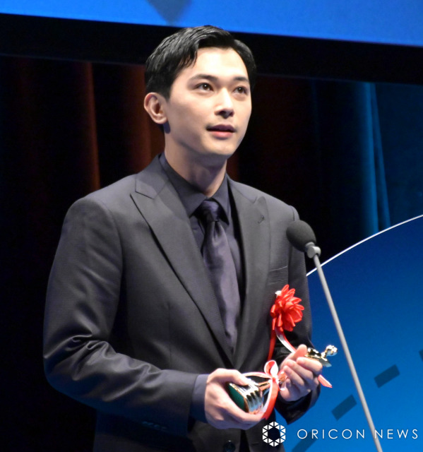 【日本映画批評家大賞】吉沢亮、主演男優賞に喜び「賞に恥じないように精一杯お芝居に向き合っていきたい」 | ORICON NEWS | 国内海外のニュース