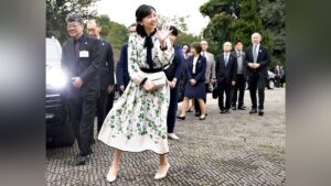 佳子さまが着用された美シルエットワンピース、神戸発「お気に入りブランド」とブラジルのゆかり - 読売新聞オンライン