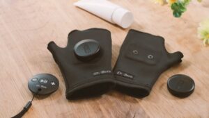 “ながらケア”ができるEMS美容器が期間限定で7000円オフの特別価格に | GetNavi web ゲットナビ