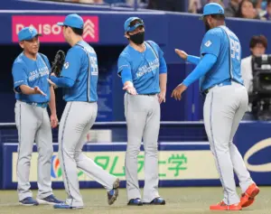 日本ハム新庄監督「柳川くん、なかなか面白いドラマをつくってくれる」　1点差9回、満塁ピンチも薄氷勝利 - スポニチ Sponichi Annex 野球