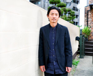 「桐島聡のように７０歳が終わりだったとして、３８歳の自分はまだ全然」と先を見つめる毎熊克哉。演技の話では自然と熱がこもった（カメラ・越川　亙）