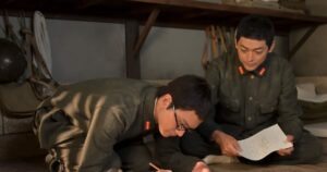 朝ドラ「あんぱん」6月16日第56回【あらすじ】嵩（北村匠海）宣撫班勤務に…“相棒”健ちゃん（高橋文哉）と作ることになった「あるもの」 - イザ！