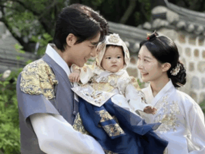 14歳年上の韓国人俳優と結婚した日本人女性、愛娘と家族写真を公開【PHOTO】 | cinemacafe.net
