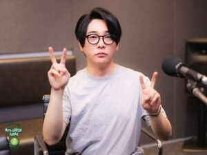 Mrs. GREEN APPLE大森元貴「僕としてはすごく背負うものがあって」ニュース情報番組のテーマソングを作るうえであらためて考えたこととは？|au Webポータル芸能ニュース