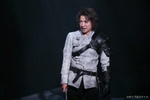 マクベス役：藤原竜也